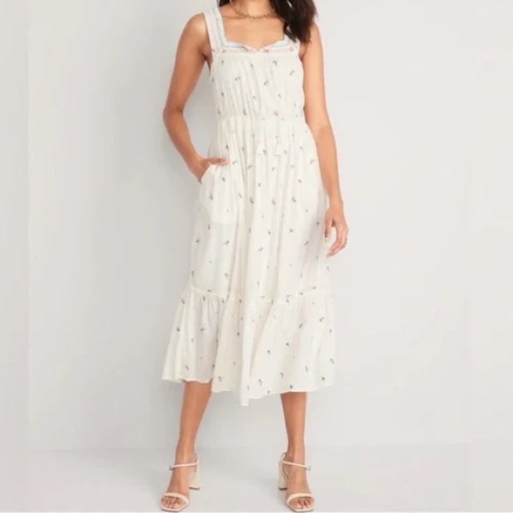 Old Navy embroidered tiered maxi dress